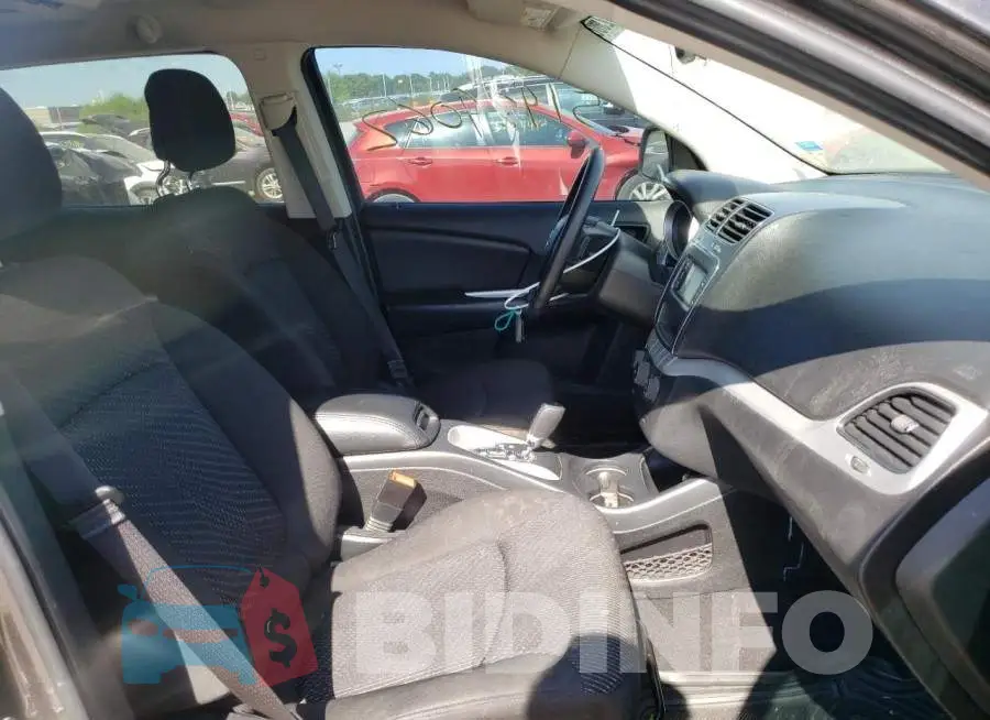 3C4PDCAB4GT124158 Photo# 5