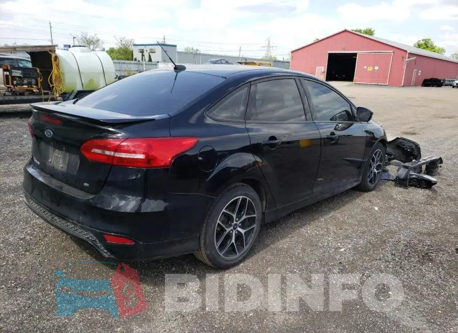1FADP3F21JL317332 Photo# 4