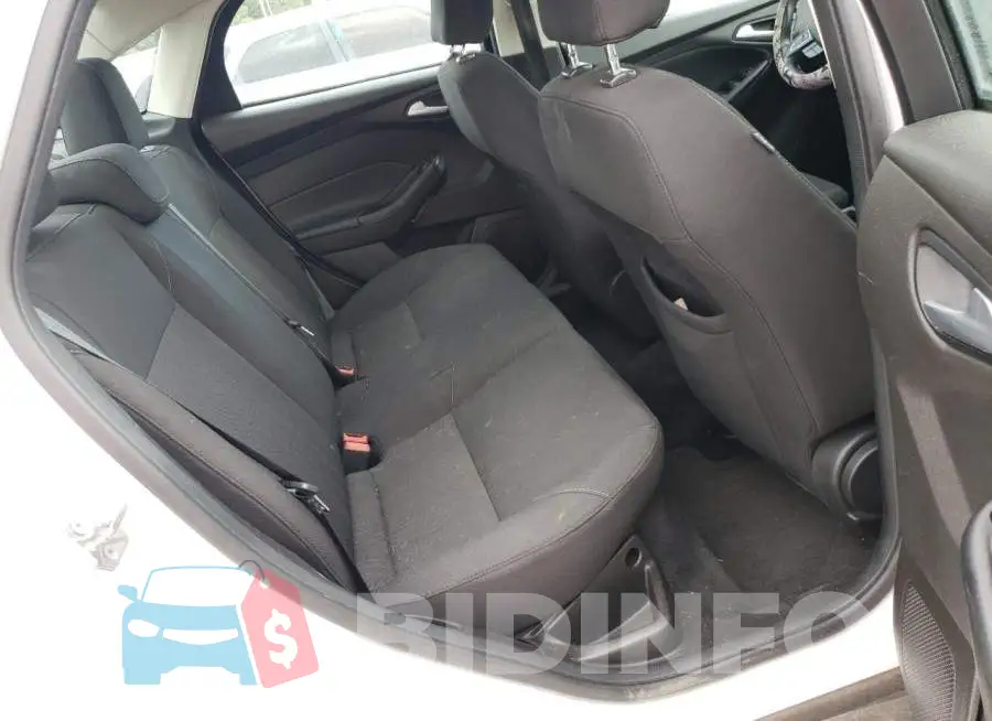 1FADP3F2XGL365193 Photo# 6