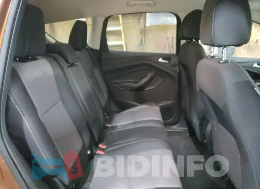 1FMCU9G92HUD97690 Photo# 6