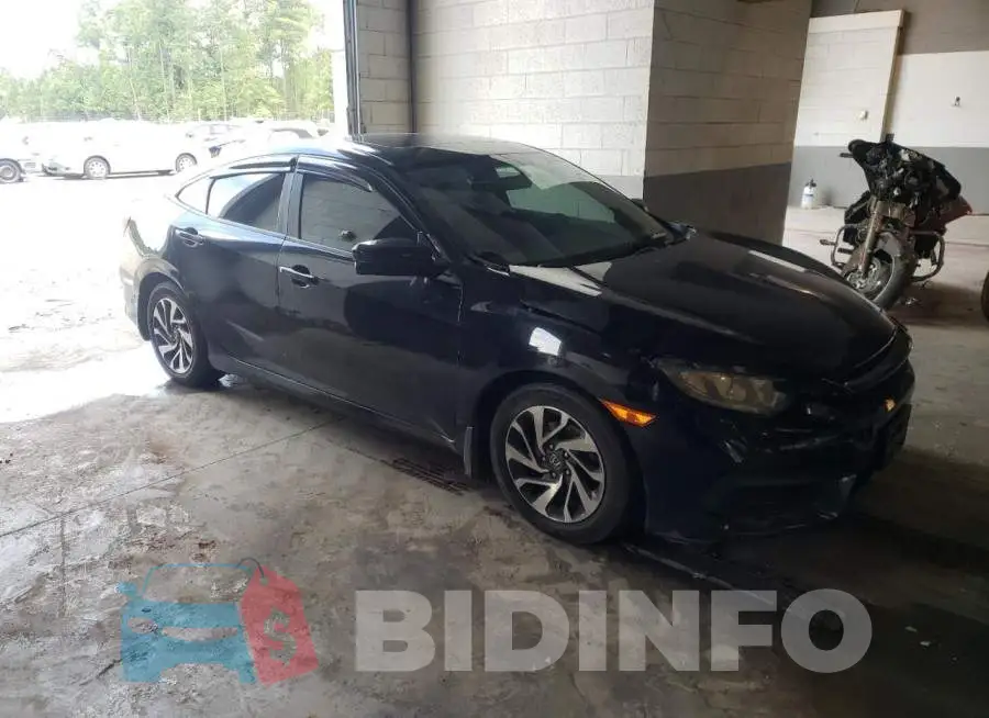 19XFC2F72GE085216 Photo# 1