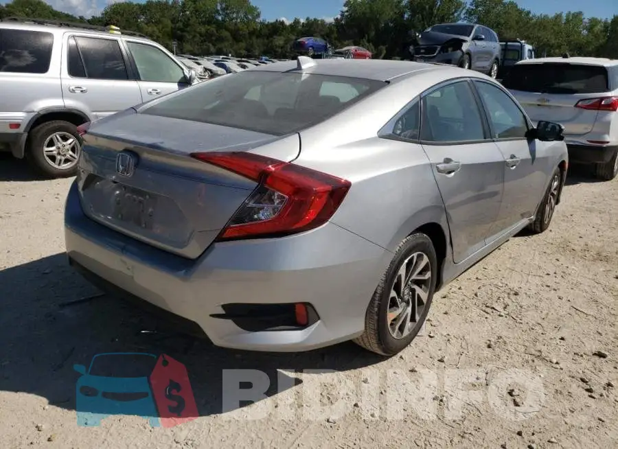 19XFC2F76JE205767 Photo# 4