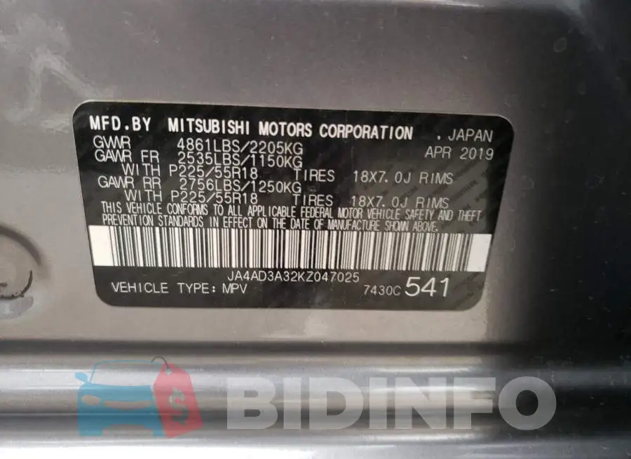 JA4AD3A32KZ047025 Photo# 10