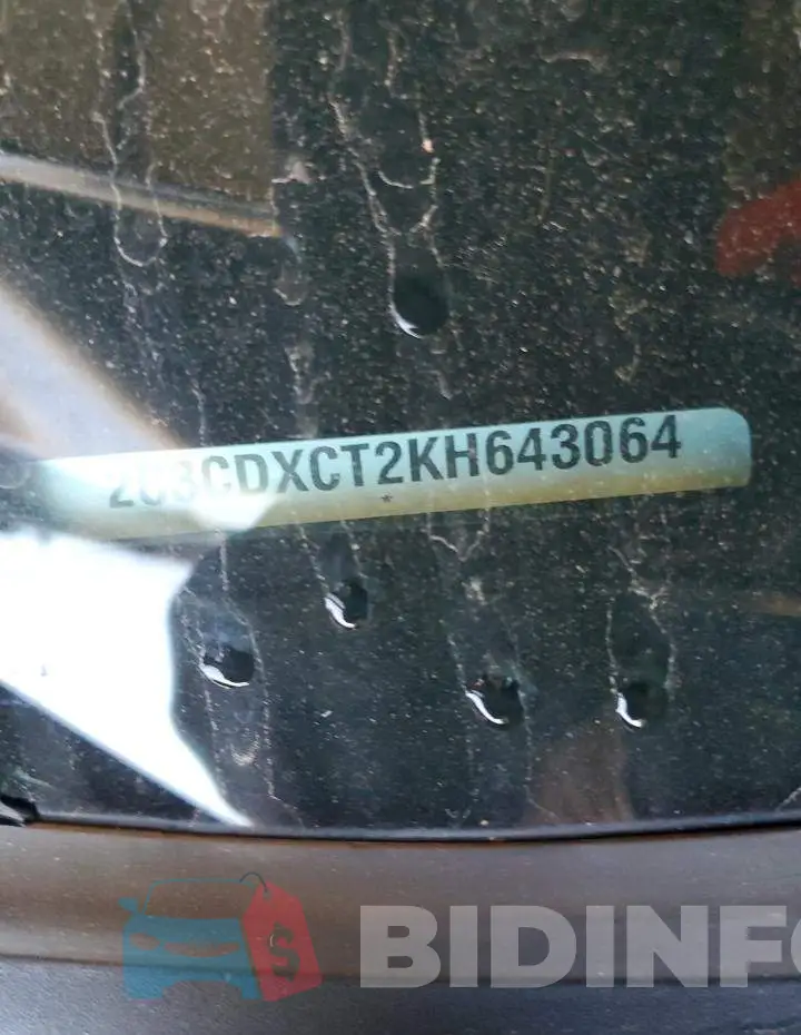 2C3CDXCT2KH643064 Photo# 10