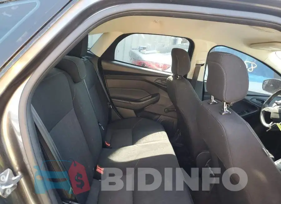 1FADP3E26HL282041 Photo# 6