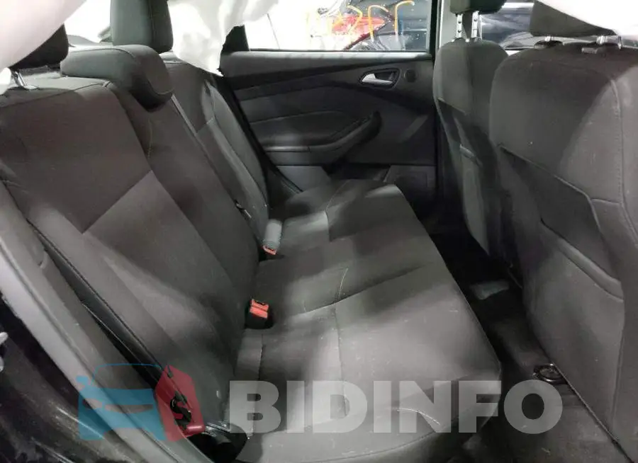 1FADP3H28HL245374 Photo# 6