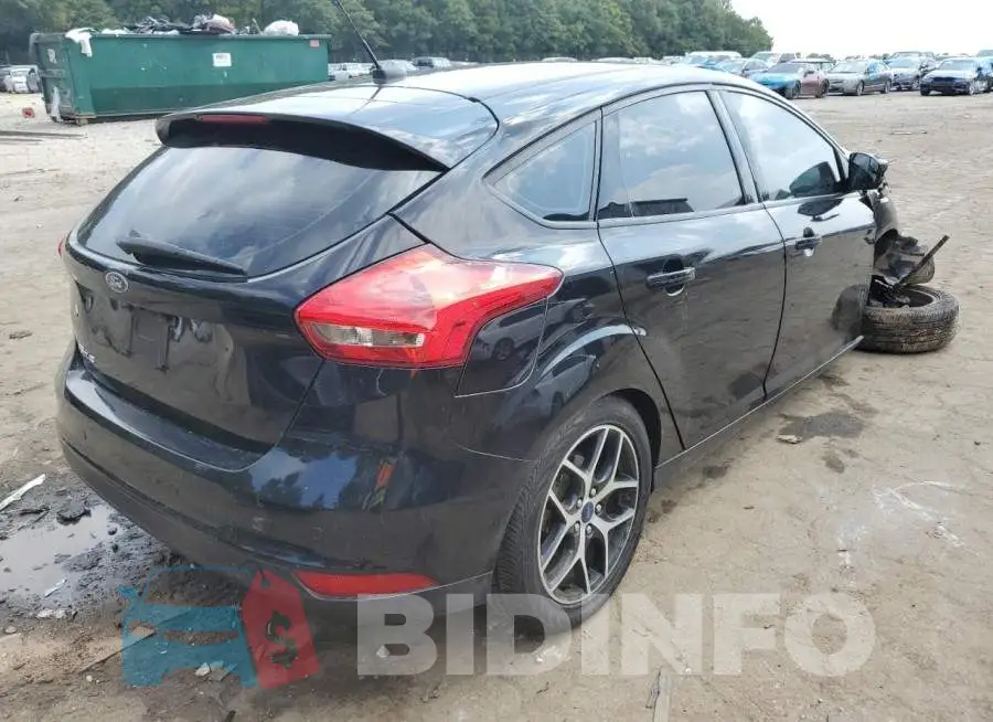 1FADP3M25JL284550 Photo# 4
