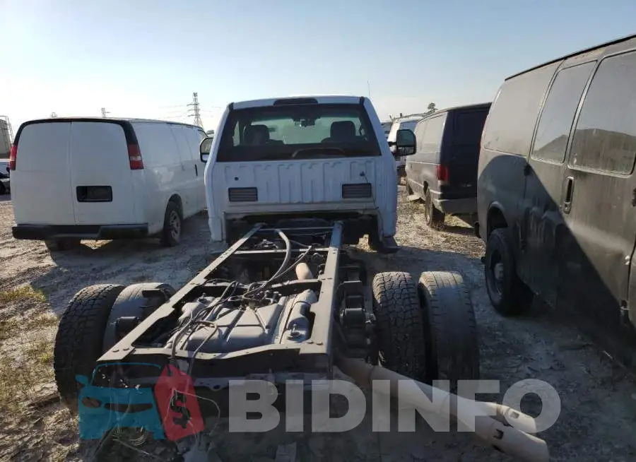 1FDRF3HT5KDA07331 Photo# 6