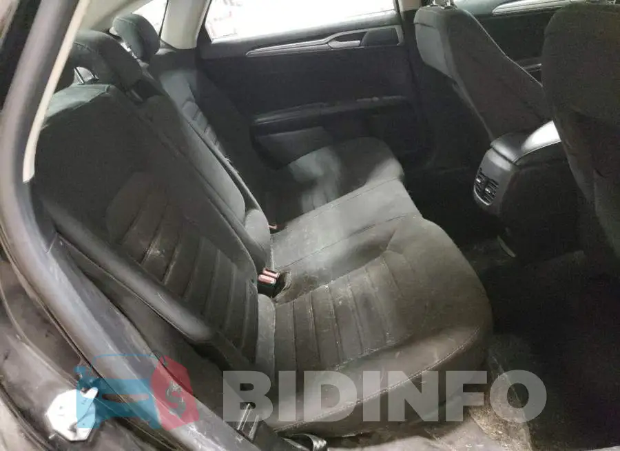 3FA6P0HD4LR170045 Photo# 6