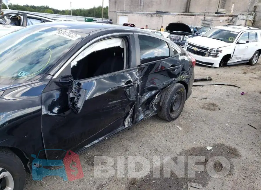 19XFC2F58HE031385 Photo# 9