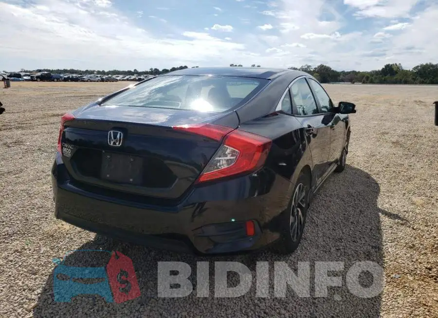 19XFC2F76GE030199 Photo# 4