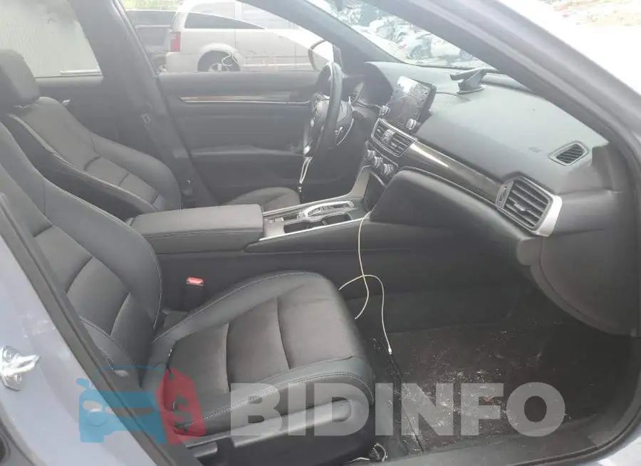 1HGCV2F36MA024607 Photo# 5
