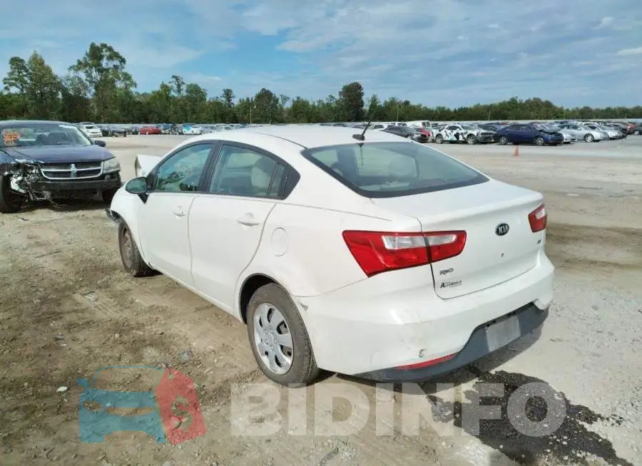 KNADM4A30G6646939 Photo# 3
