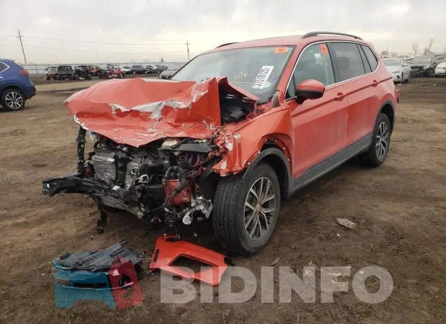 3VV2B7AX4KM108789 Photo# 2
