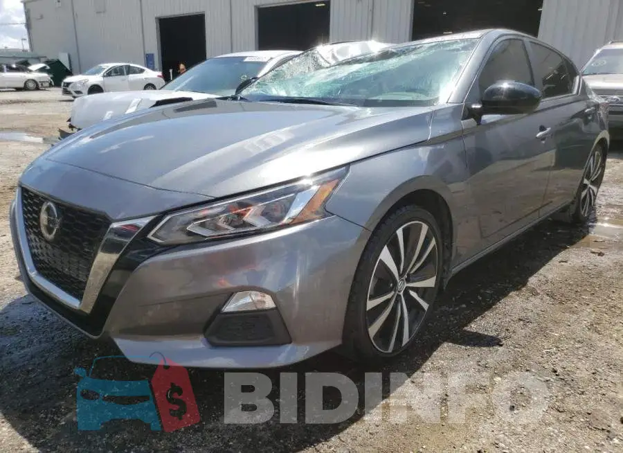 1N4BL4CV3KC104407 Photo# 2