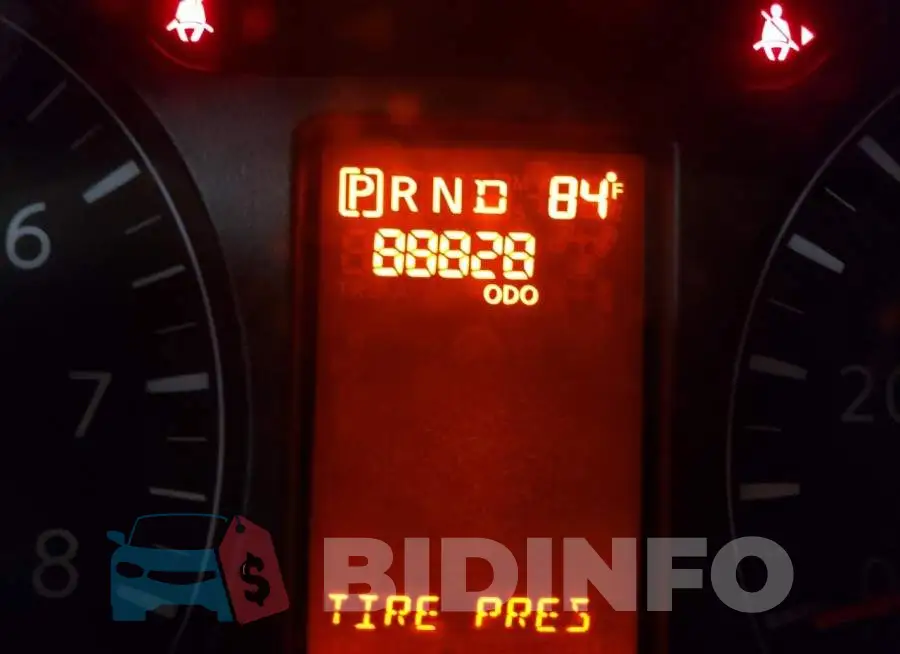 1N6BF0KM9GN810664 Photo# 8