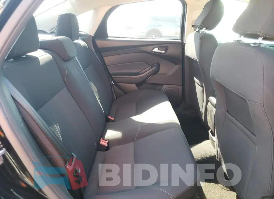 1FADP3F24GL306317 Photo# 6