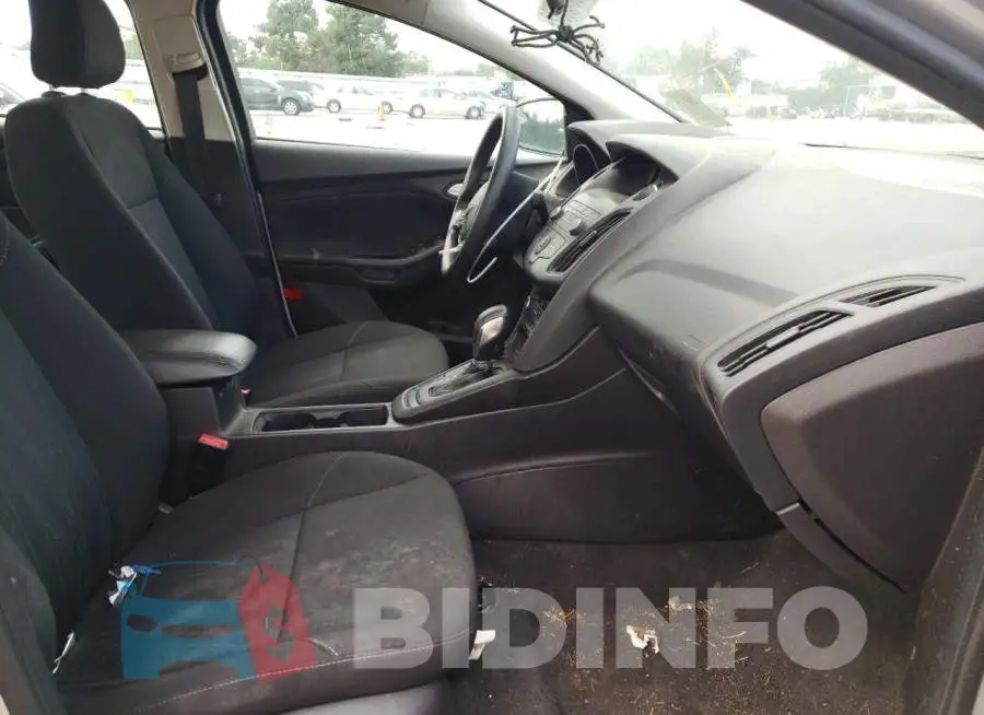 1FADP3FE8JL203645 Photo# 5