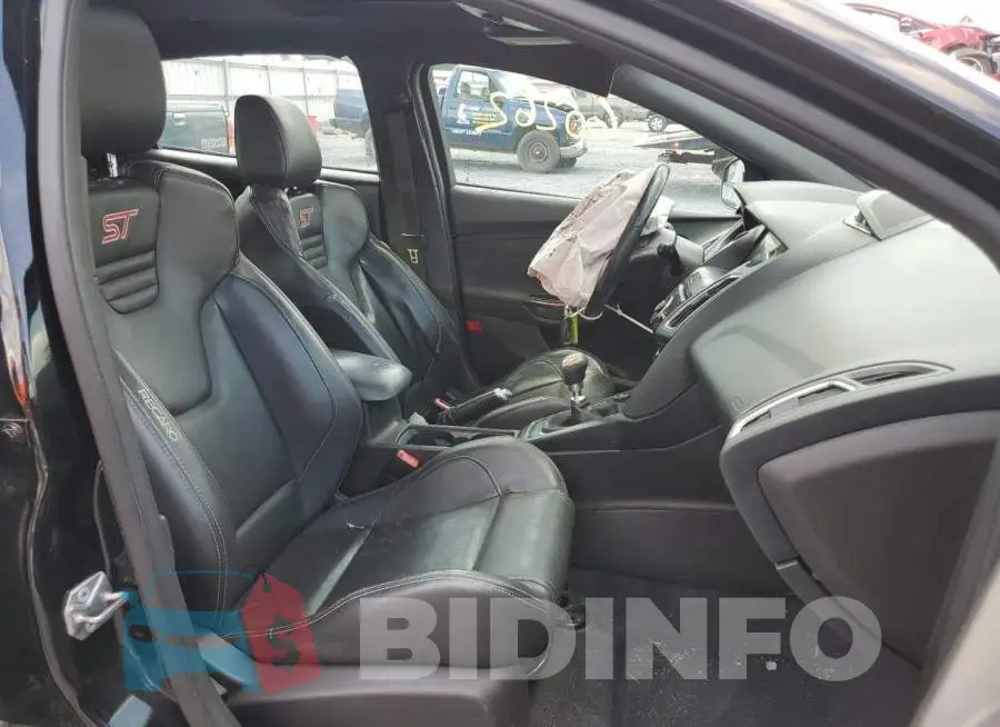 1FADP3L97GL377187 Photo# 5