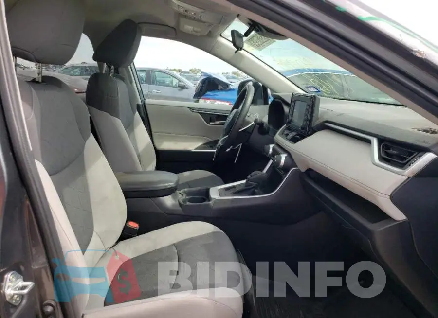2T3P1RFV8LC091507 Photo# 5