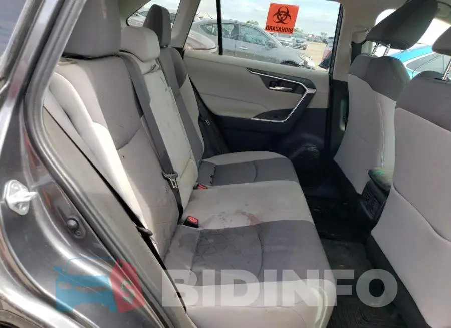 2T3P1RFV8LC091507 Photo# 6