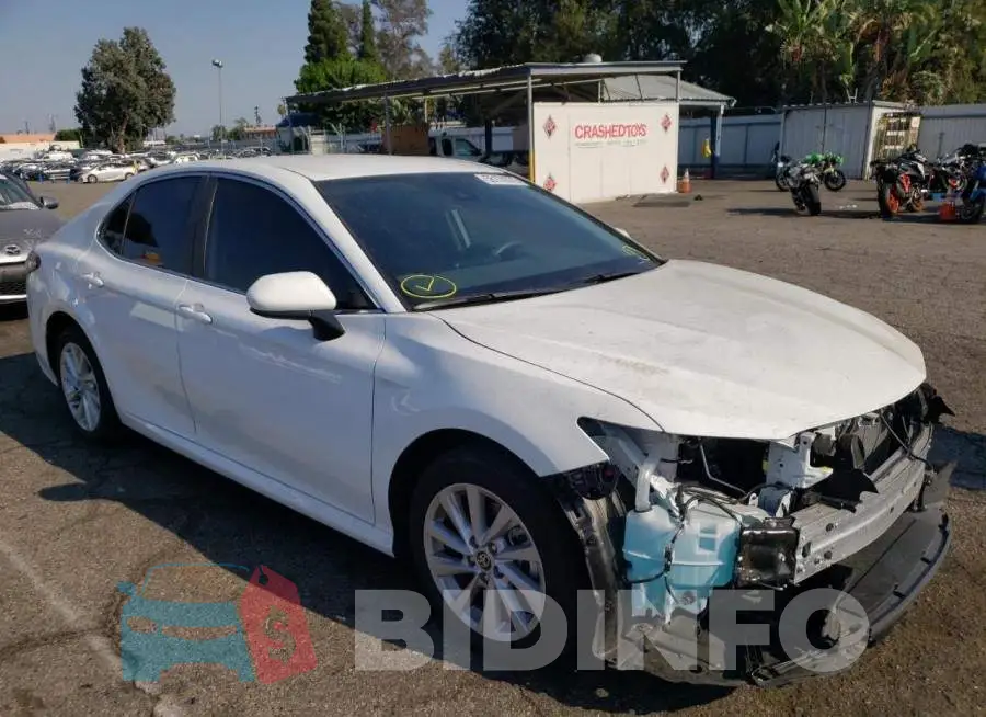 4T1C11AK5NU690470 Photo# 1
