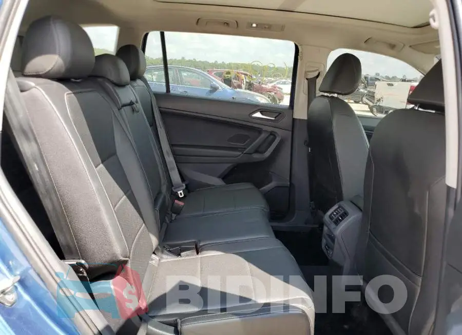 3VV3B7AX4KM148763 Photo# 6