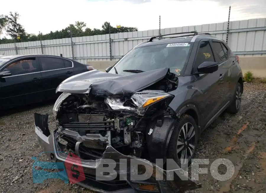 3N1CP5CU2JL526173 Photo# 2