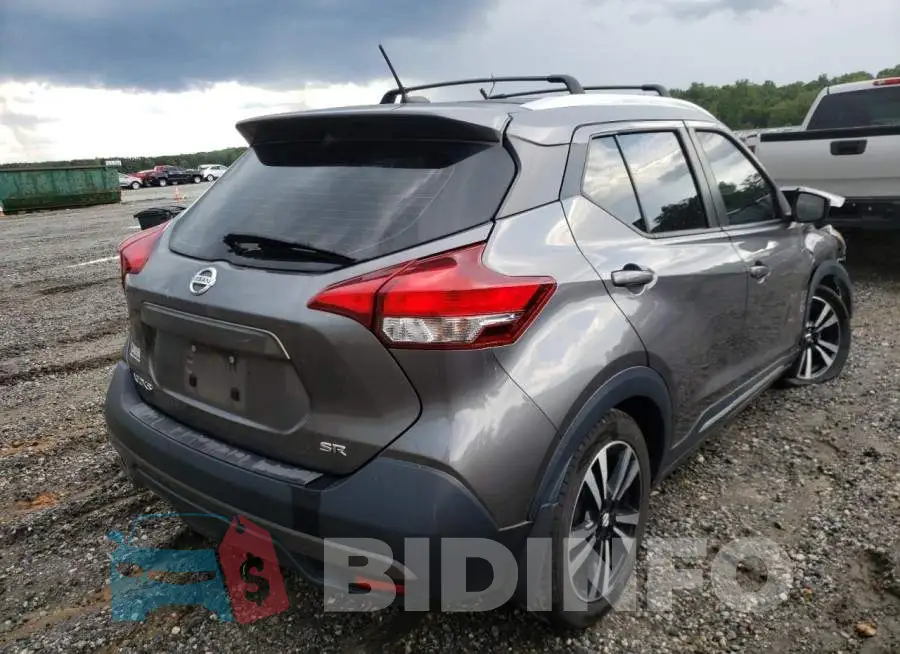 3N1CP5CU2JL526173 Photo# 4