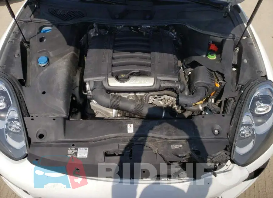 WP1AA2A24GKA13148 Photo# 7