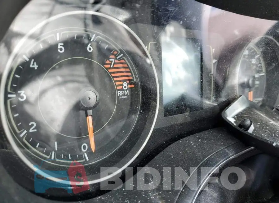 1C4PJLMX4MD215271 Photo# 8