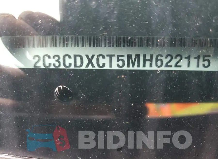 2C3CDXCT5MH622115 Photo# 10