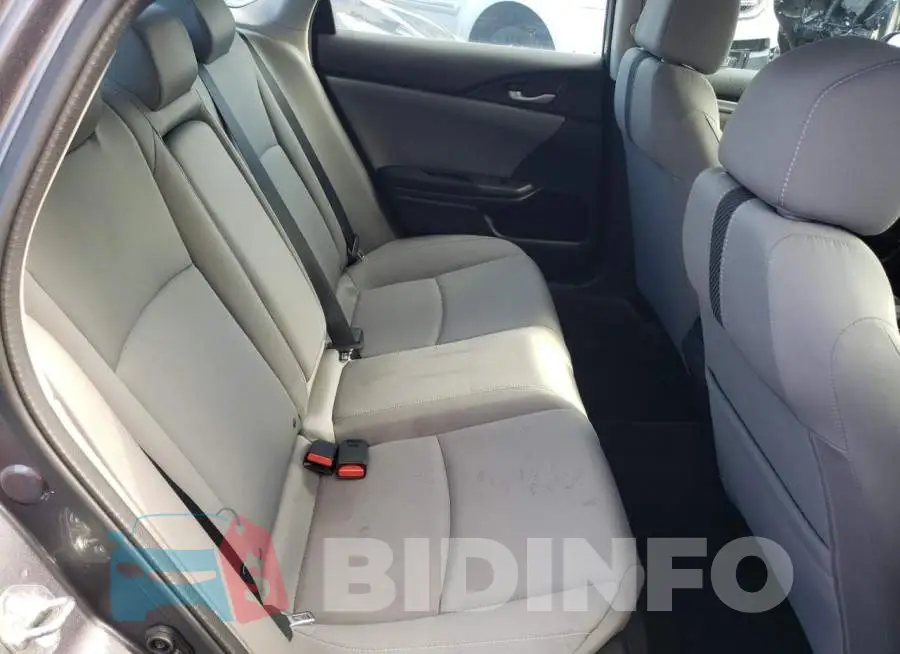 19XFC2F77JE201534 Photo# 6