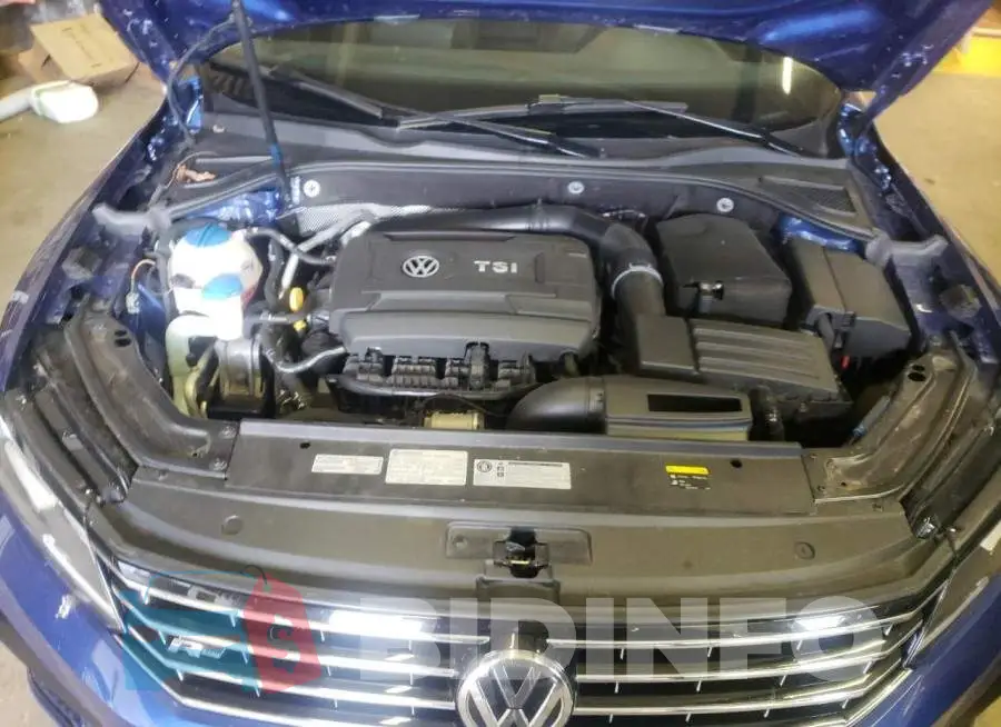 1VWDT7A32HC027301 Photo# 7
