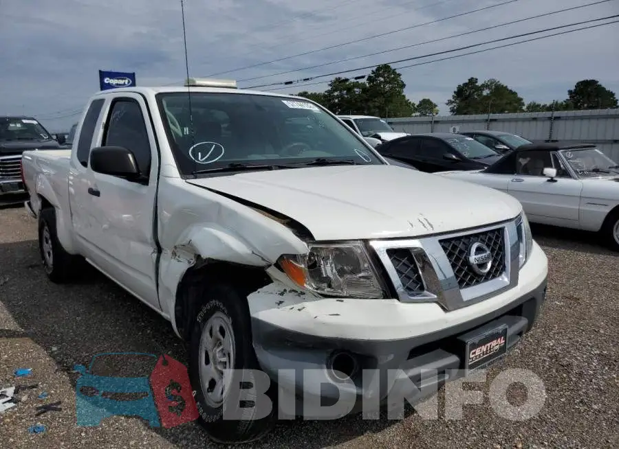 1N6BD0CT8JN755918 Photo# 1