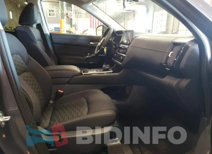 5N1DR3BD2NC239172 Photo# 5