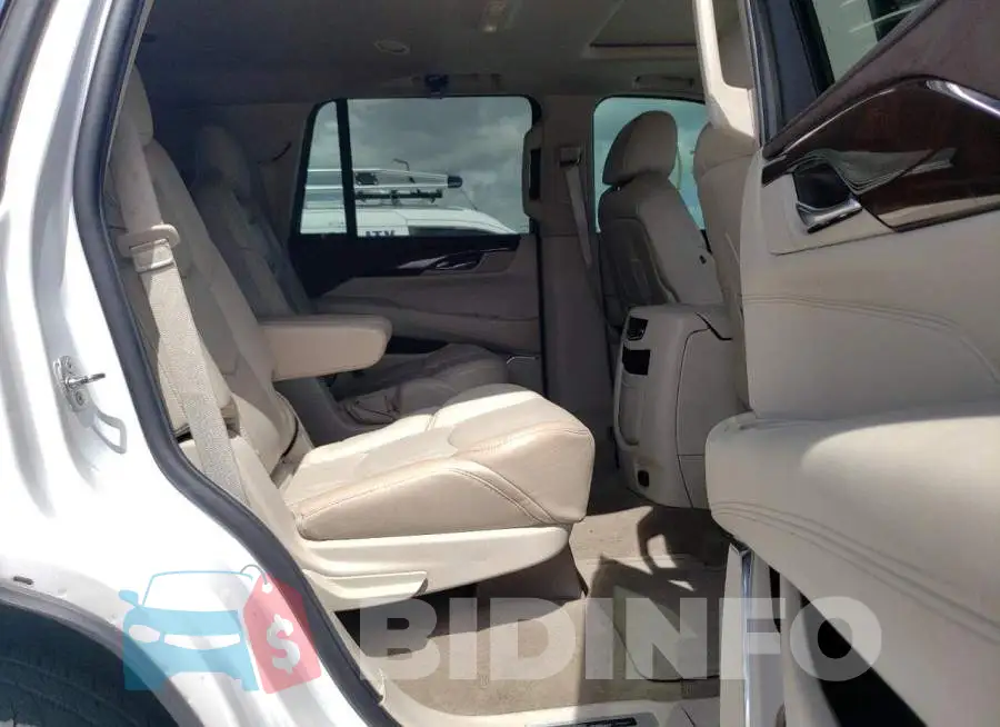 1GYS3BKJ3GR151383 Photo# 6