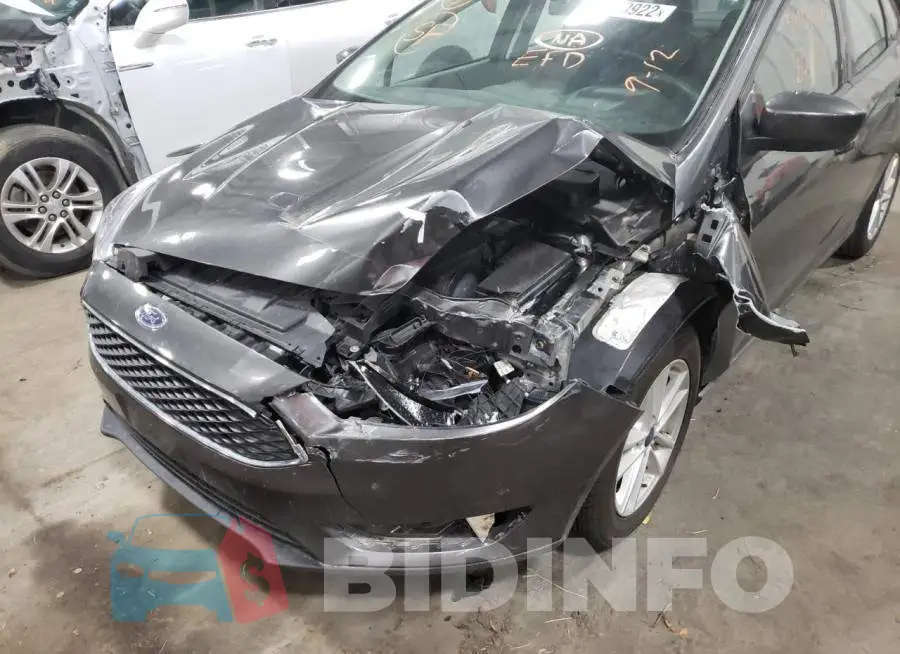 1FADP3F22JL270344 Photo# 9