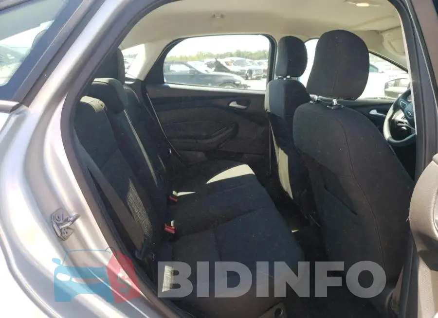 1FADP3F26HL274505 Photo# 6