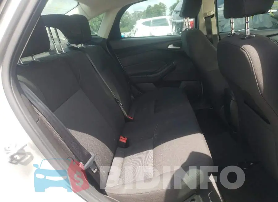 1FADP3F28GL393316 Photo# 6