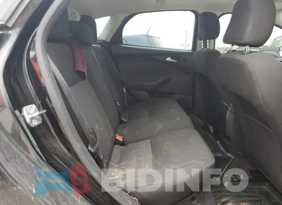 1FADP3M28HL299134 Photo# 6