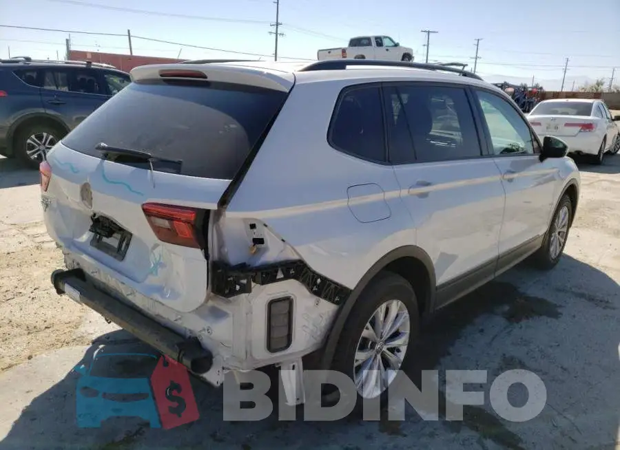 3VV1B7AX8KM040587 Photo# 4