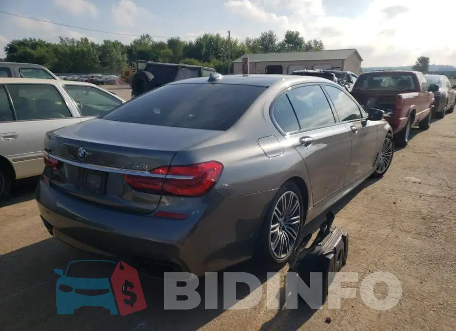 WBA7F2C58JG423611 Photo# 4