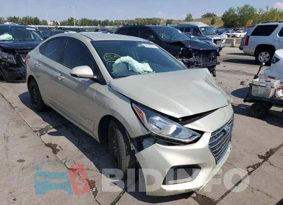 3KPC24A32KE041120 Photo# 1
