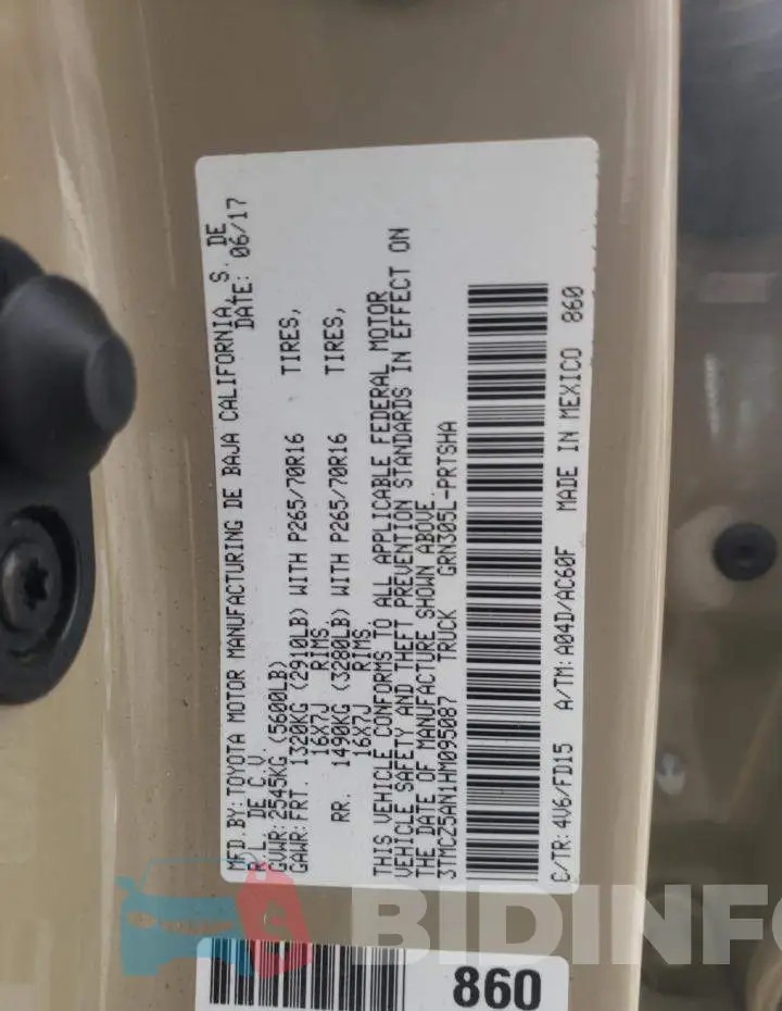 3TMCZ5AN1HM095087 Photo# 10