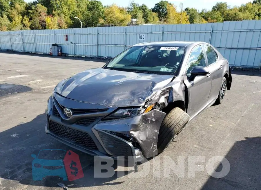 4T1G11AK3NU623528 Photo# 2