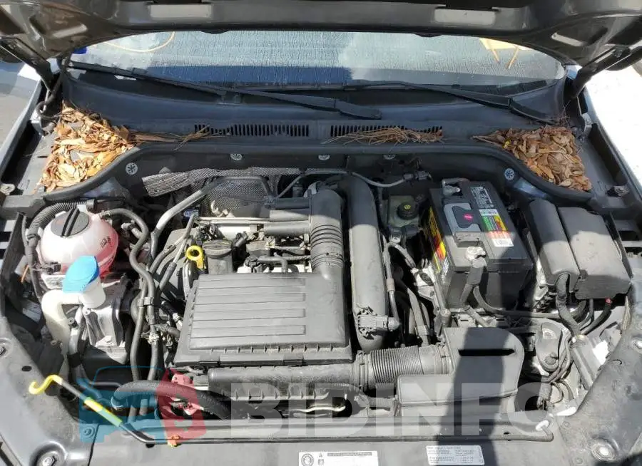 3VW167AJ1HM392253 Photo# 7