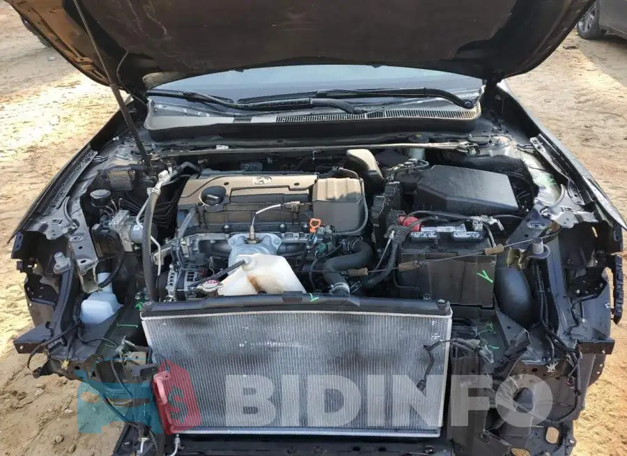 19UUB1F33KA006697 Photo# 7