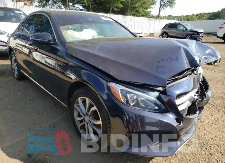 WDDWF4KBXGR149154 Photo# 1
