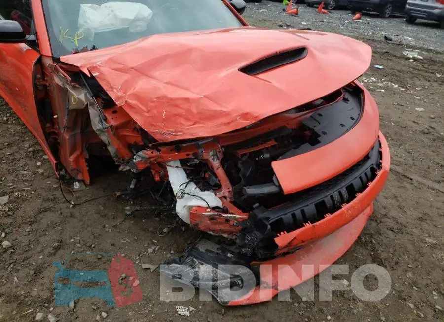2C3CDXCT4LH255352 Photo# 9